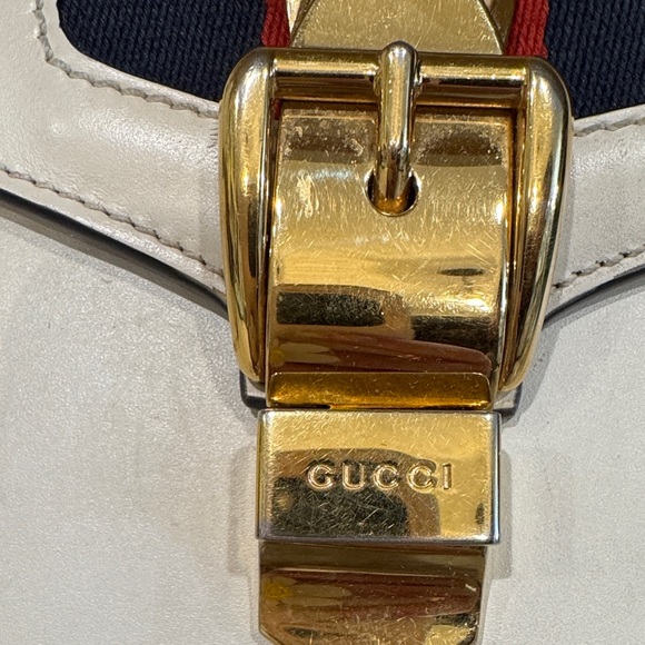 Gucci Small Sylvie Shoulder Bag. - Picture 3 of 15